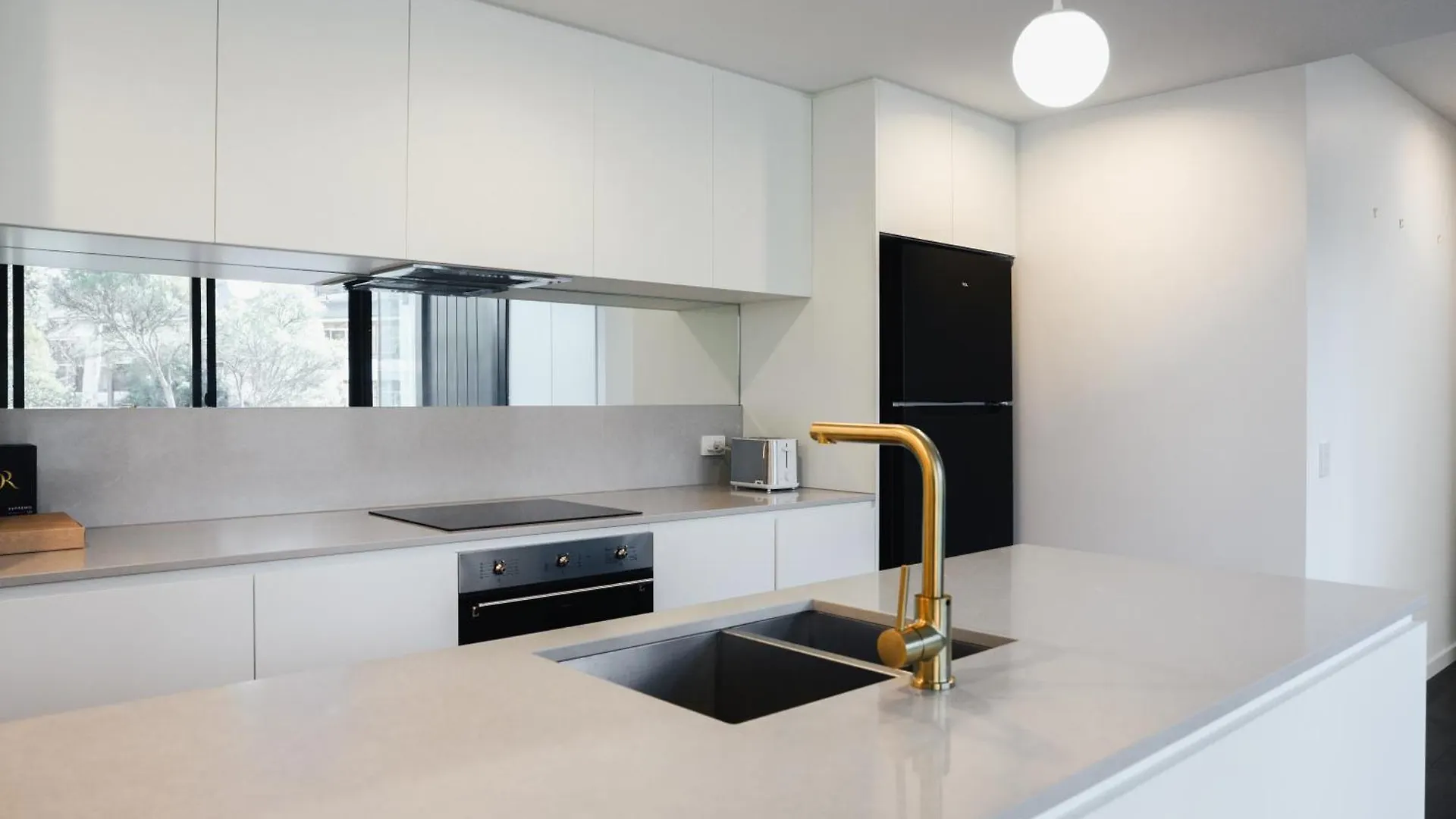 Prime Cbd Central 3Bedroom Apartment Канберра